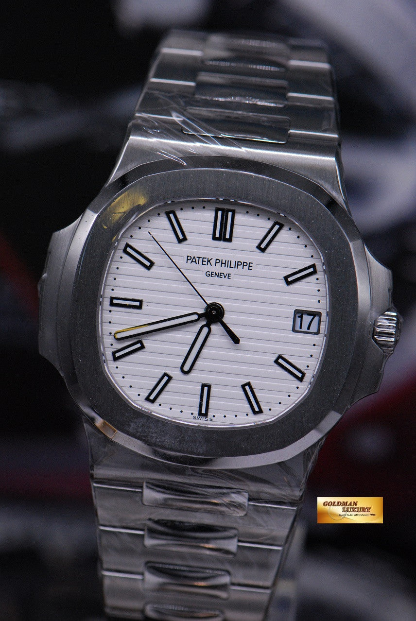 [SOLD] PATEK PHILIPPE NAUTILUS MEN’S STAINLESS STEEL WHITE 5711/1A (NEW-UNWORN)