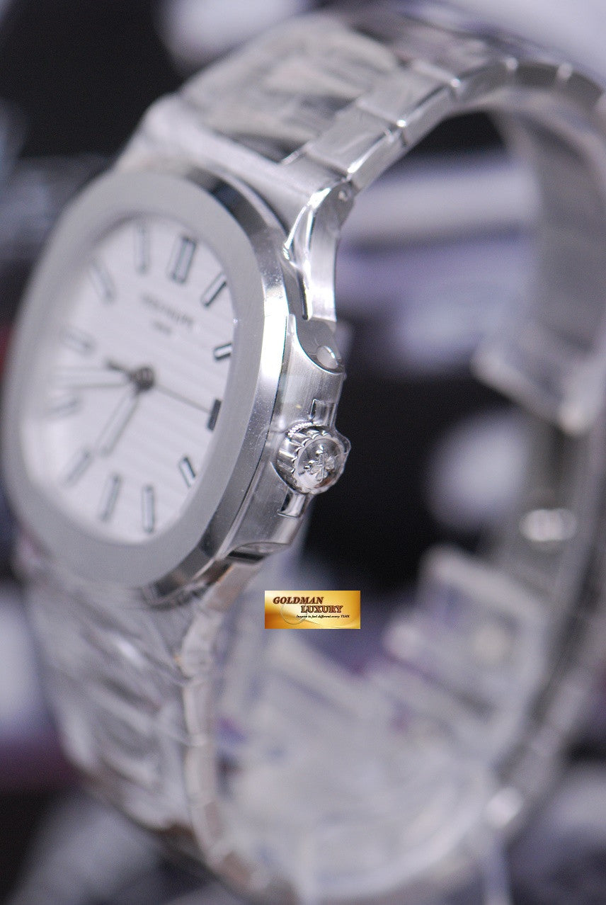 [SOLD] PATEK PHILIPPE NAUTILUS MEN’S STAINLESS STEEL WHITE 5711/1A (NEW-UNWORN)