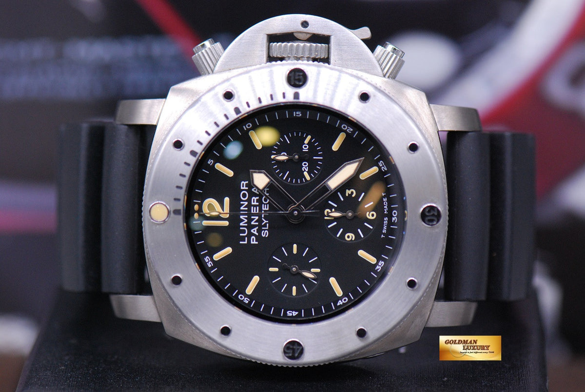 [SOLD] PANERAI LUMINOR SLYTECH CHRONOGRAPH TITANIUM “SYLVESTER STALLONE” SPECIAL EDITION PAM 202 AUTOMATIC (MINT)