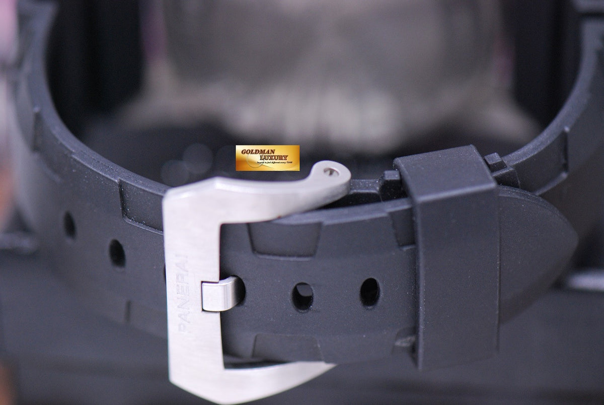 [SOLD] PANERAI LUMINOR SLYTECH CHRONOGRAPH TITANIUM “SYLVESTER STALLONE” SPECIAL EDITION PAM 202 AUTOMATIC (MINT)