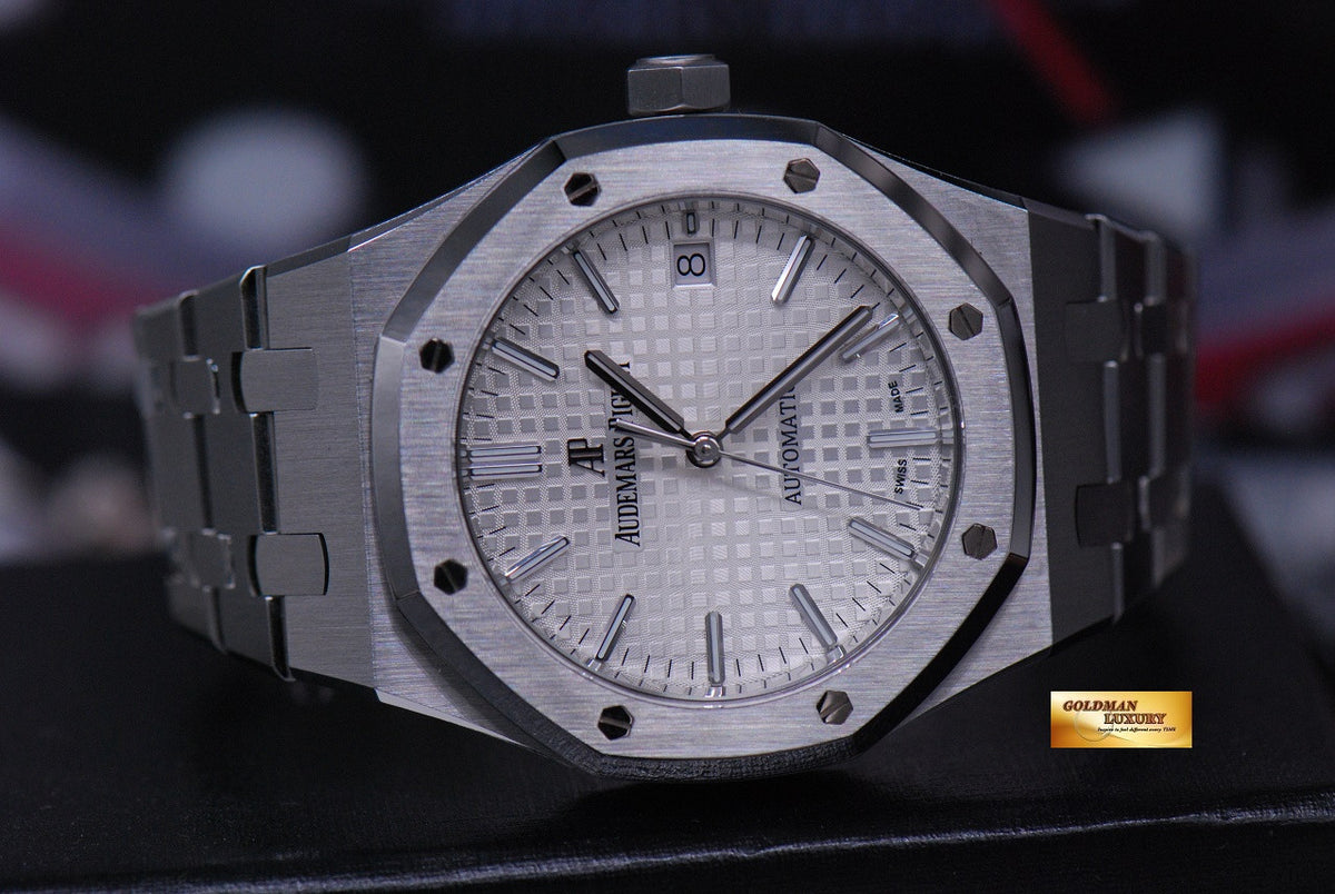 [SOLD] AUDEMARS PIGUET ROYAL OAK SS 37mm AUTOMATIC 15450ST (LNIB)