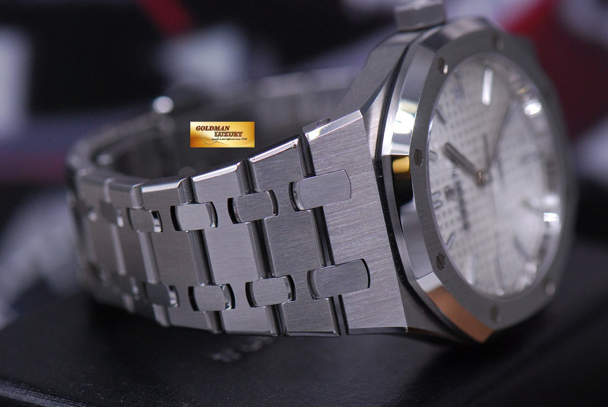 [SOLD] AUDEMARS PIGUET ROYAL OAK SS 37mm AUTOMATIC 15450ST (LNIB)