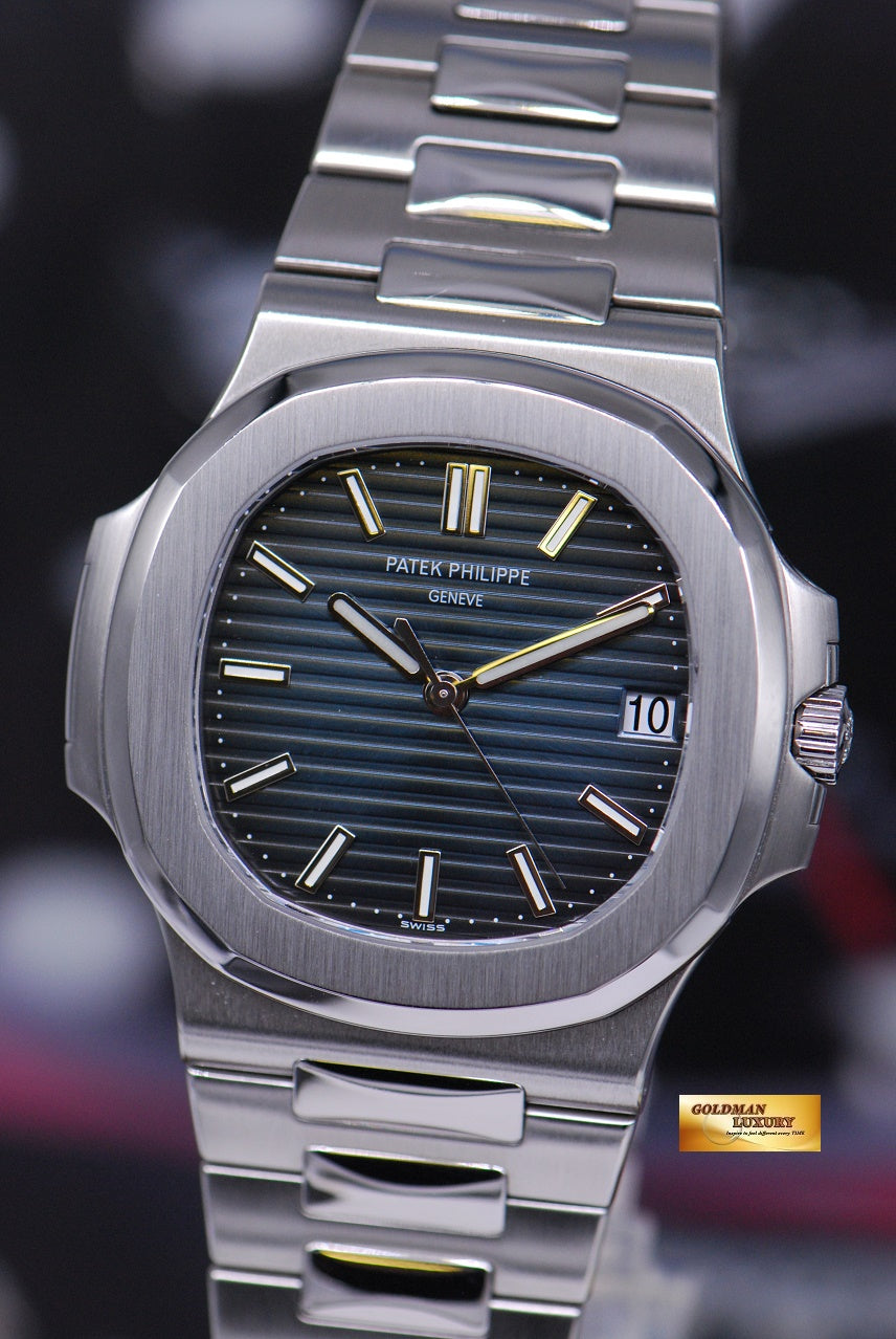 [SOLD] PATEK PHILIPPE NAUTILUS MEN’S STAINLESS STEEL BLUE 5711/1A (LNIB)