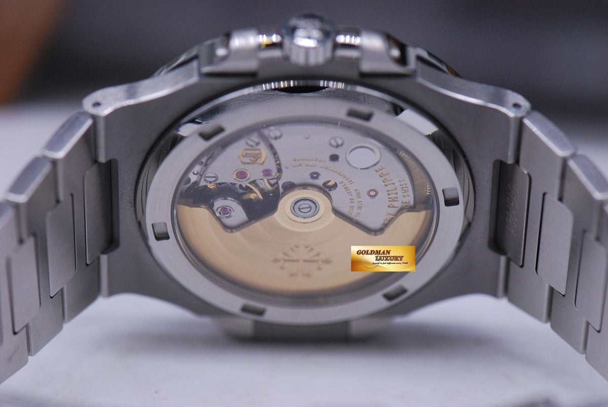 [SOLD] PATEK PHILIPPE NAUTILUS MEN’S STAINLESS STEEL BLUE 5711/1A (LNIB)