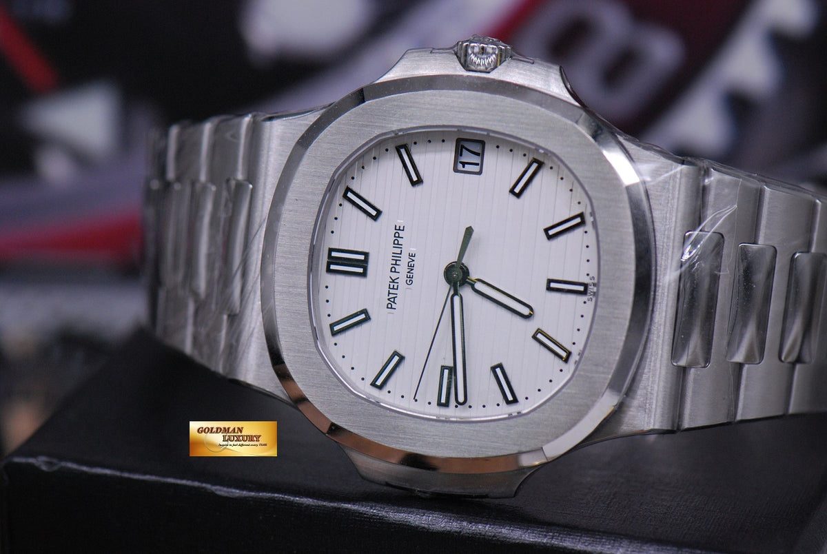 [SOLD] PATEK PHILIPPE NAUTILUS MEN’S STAINLESS STEEL WHITE 5711/1A (NEW-UNWORN)