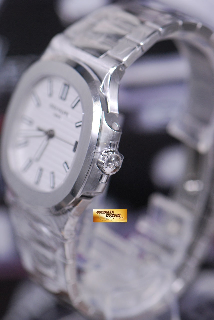[SOLD] PATEK PHILIPPE NAUTILUS MEN’S STAINLESS STEEL WHITE 5711/1A (NEW-UNWORN)