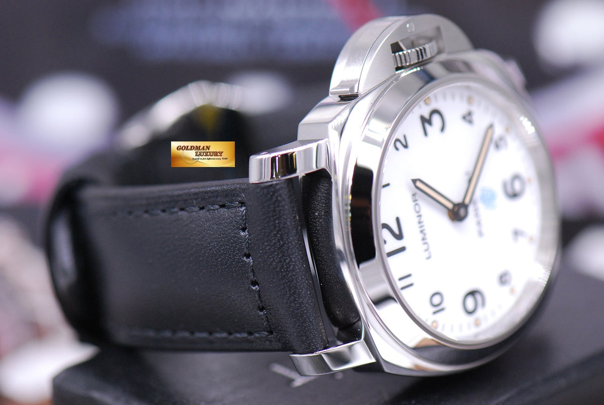 [SOLD] PANERAI LUMINOR 44 BASE MANUAL PAM 630 (NEW-UNWORN)