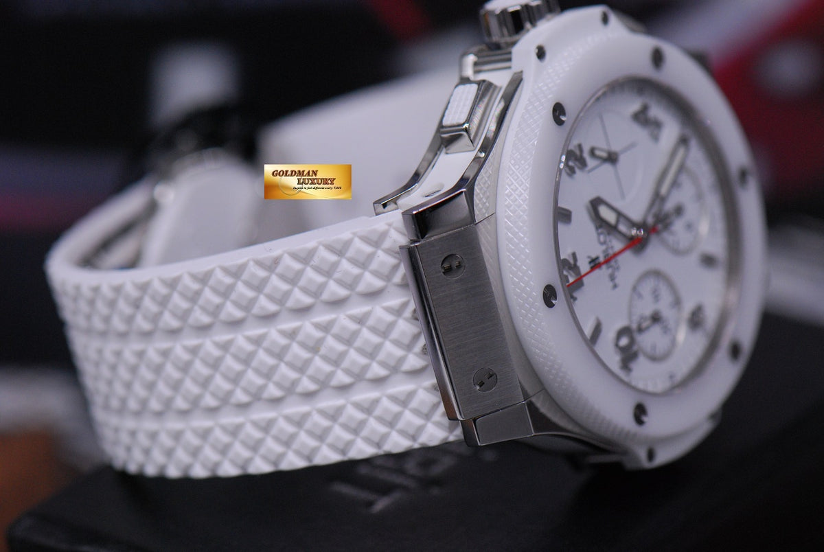 [SOLD] HUBLOT BIG BANG LADIES CHRONOGRAPH 38MM WHITE CERAMIC BEZEL (NEW-UNWORN)