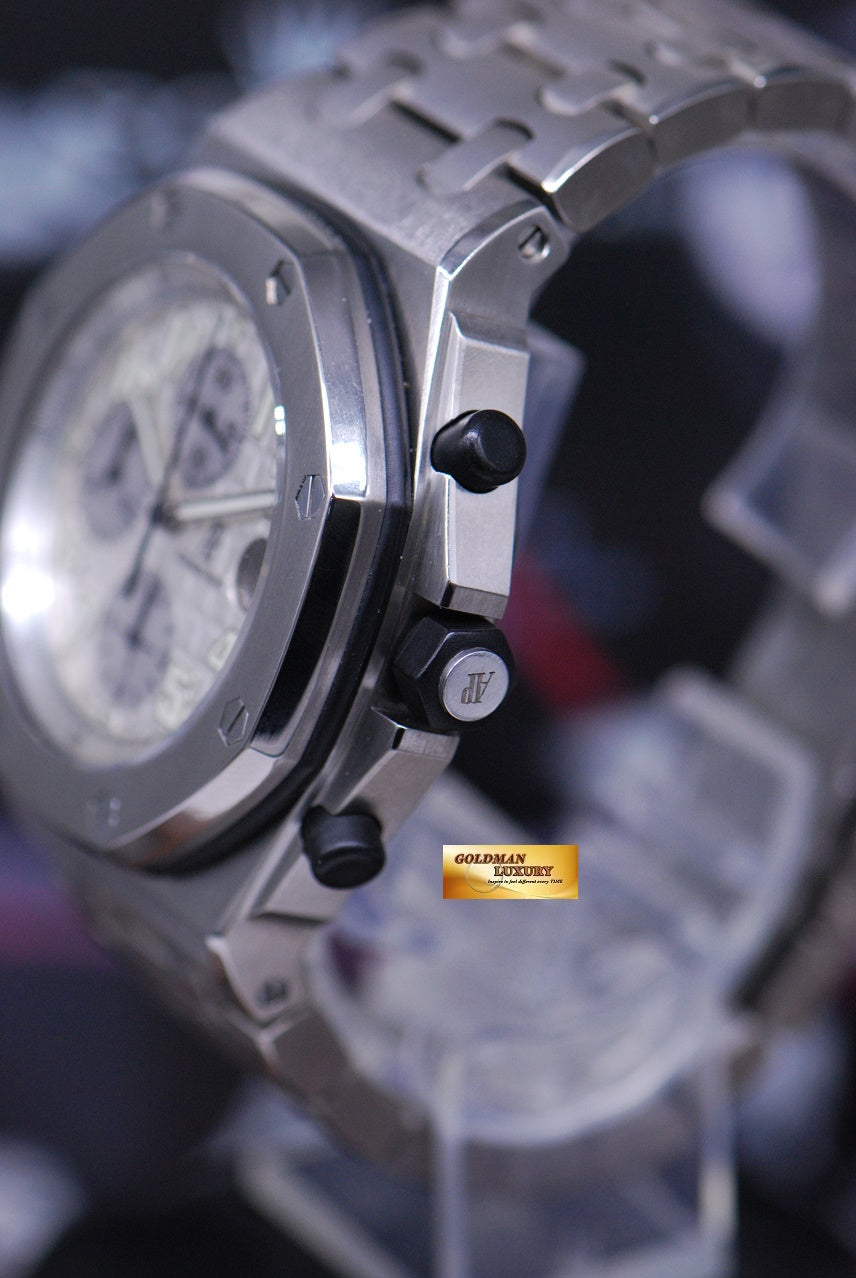 [SOLD] AUDEMARS PIGUET ROYAL OAK OFFSHORE TITANIUM CHRONOGRAPH 25721Ti (MINT)