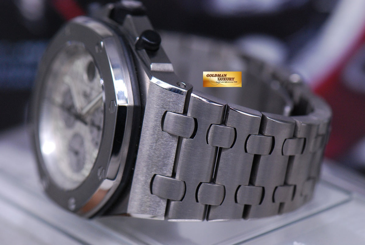 [SOLD] AUDEMARS PIGUET ROYAL OAK OFFSHORE TITANIUM CHRONOGRAPH 25721Ti (MINT)