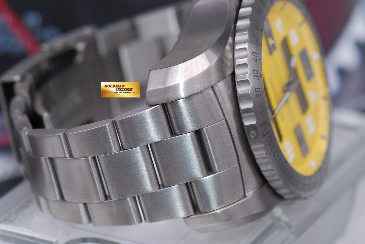 [SOLD] BREITLING EMERGENCY MISSION II TITANIUM  E76325 SUPERQUARTZ YELLOW (LNIB)