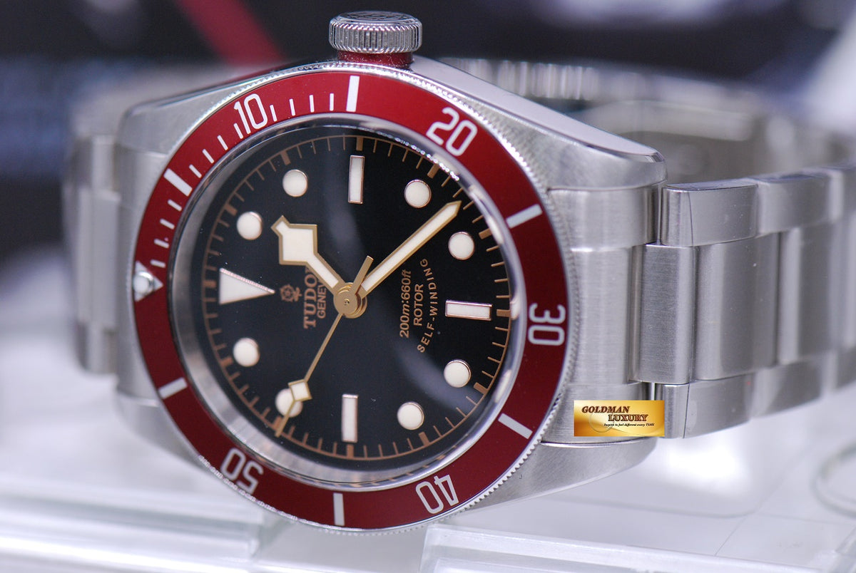 [SOLD] TUDOR BLACK BAY HERITAGE 41mm RED BEZEL AUTOMATIC (NEW)