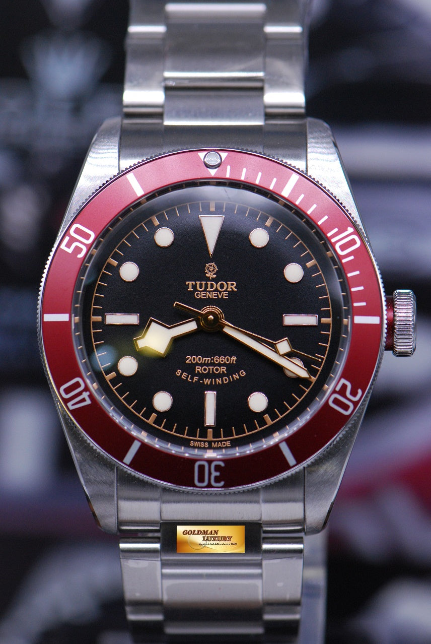 [SOLD] TUDOR BLACK BAY HERITAGE 41mm RED BEZEL AUTOMATIC (NEW)