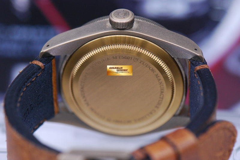products/GML1529_-_Tudor_Black_Bay_Bronze_41mm_Automatic_79250B_-_8.JPG