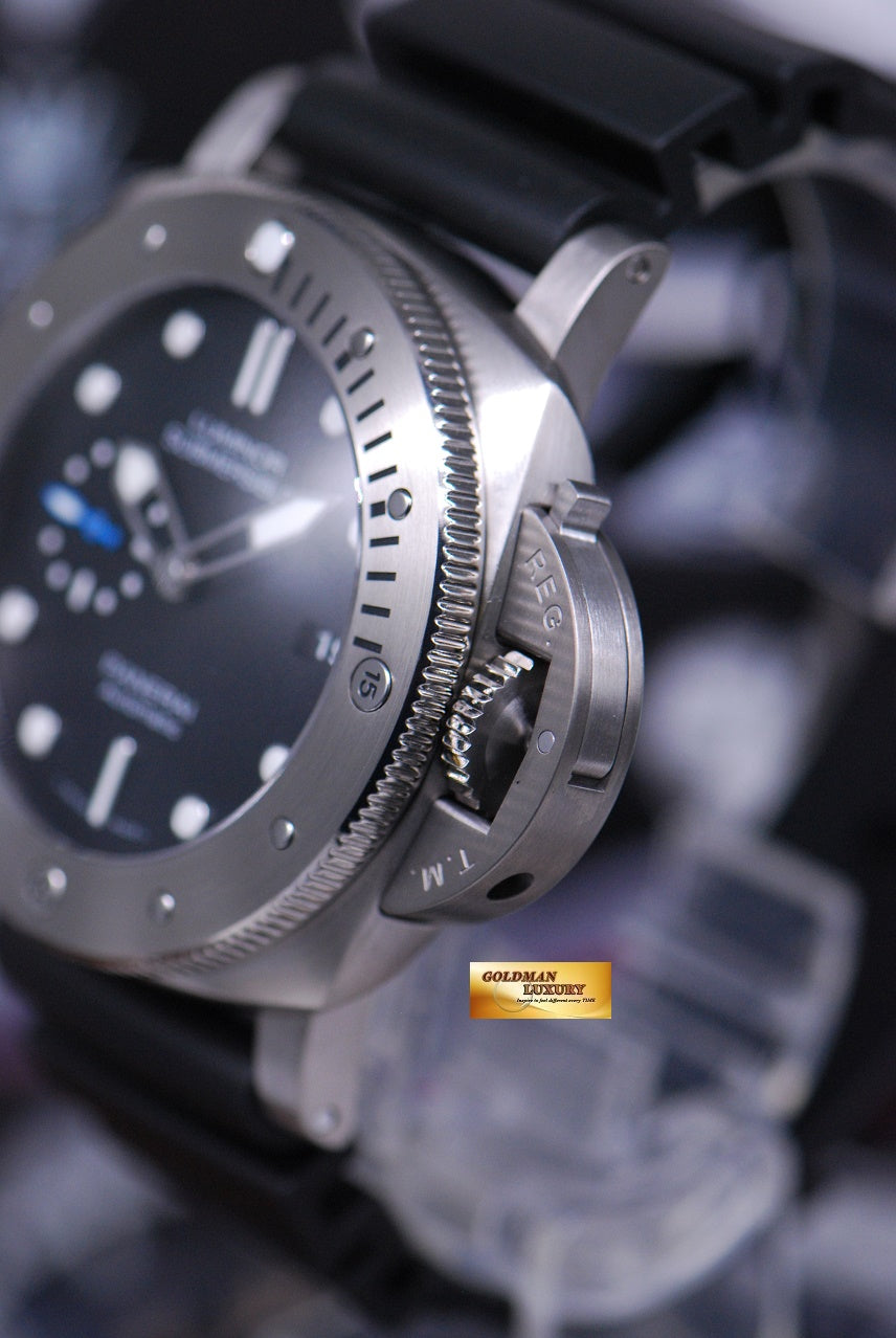 [SOLD] PANERAI LUMINOR SUBMERSIBLE 47mm TITANIUM AUTOMATIC PAM 1305 (NEW-UNWORN)