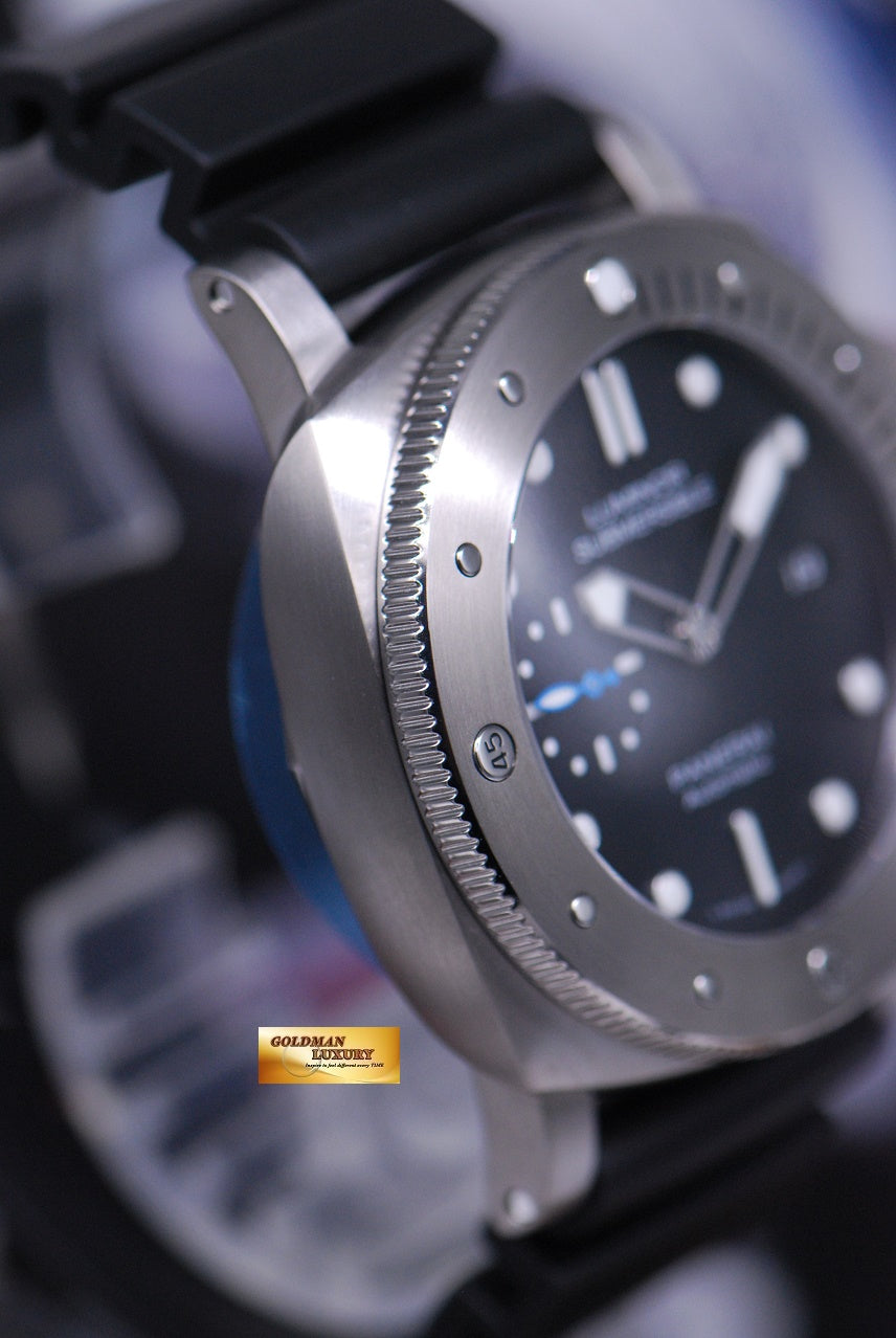 [SOLD] PANERAI LUMINOR SUBMERSIBLE 47mm TITANIUM AUTOMATIC PAM 1305 (NEW-UNWORN)
