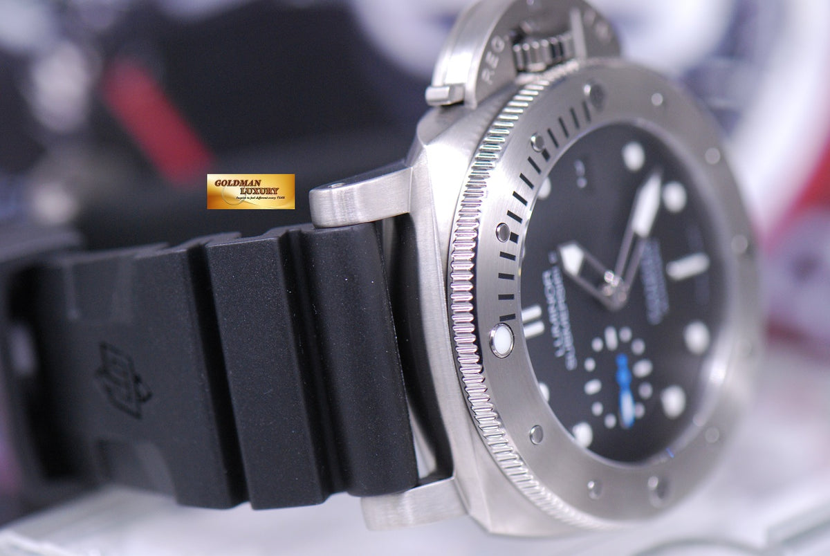 [SOLD] PANERAI LUMINOR SUBMERSIBLE 47mm TITANIUM AUTOMATIC PAM 1305 (NEW-UNWORN)