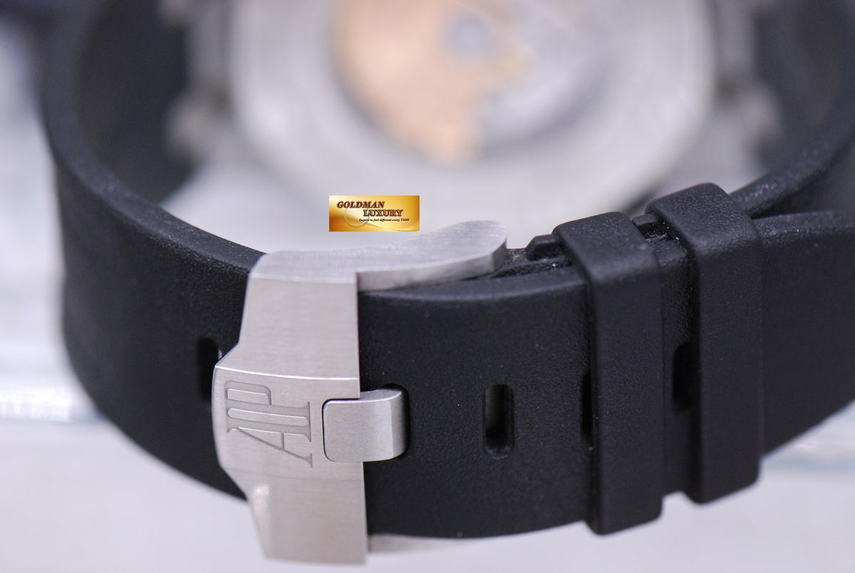 [SOLD] AUDEMARS PIGUET OFFSHORE DIVER SEE-THRU DISPLAY BACK WHITE AUTOMATIC 15710ST (LNIB)