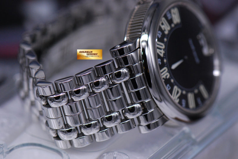 products/GML1552_-_Gerald_Genta_Retro_Classic_Jumping_Hour_38mm_Automatic_Black_-_6.JPG