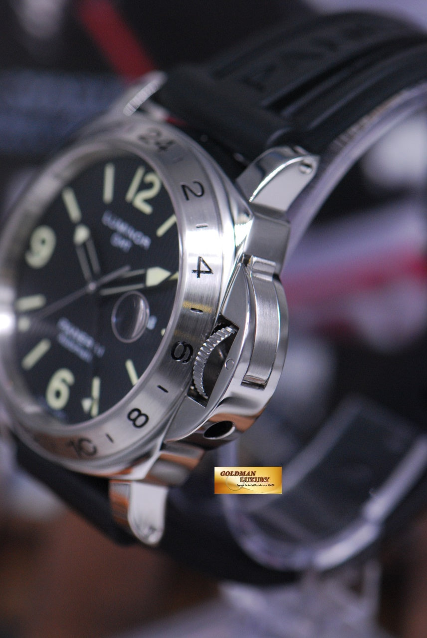 [SOLD] PANERAI LUMINOR GMT 44mm “TUXEDO DIAL” SPECIAL EDITION PAM 29 (MINT)