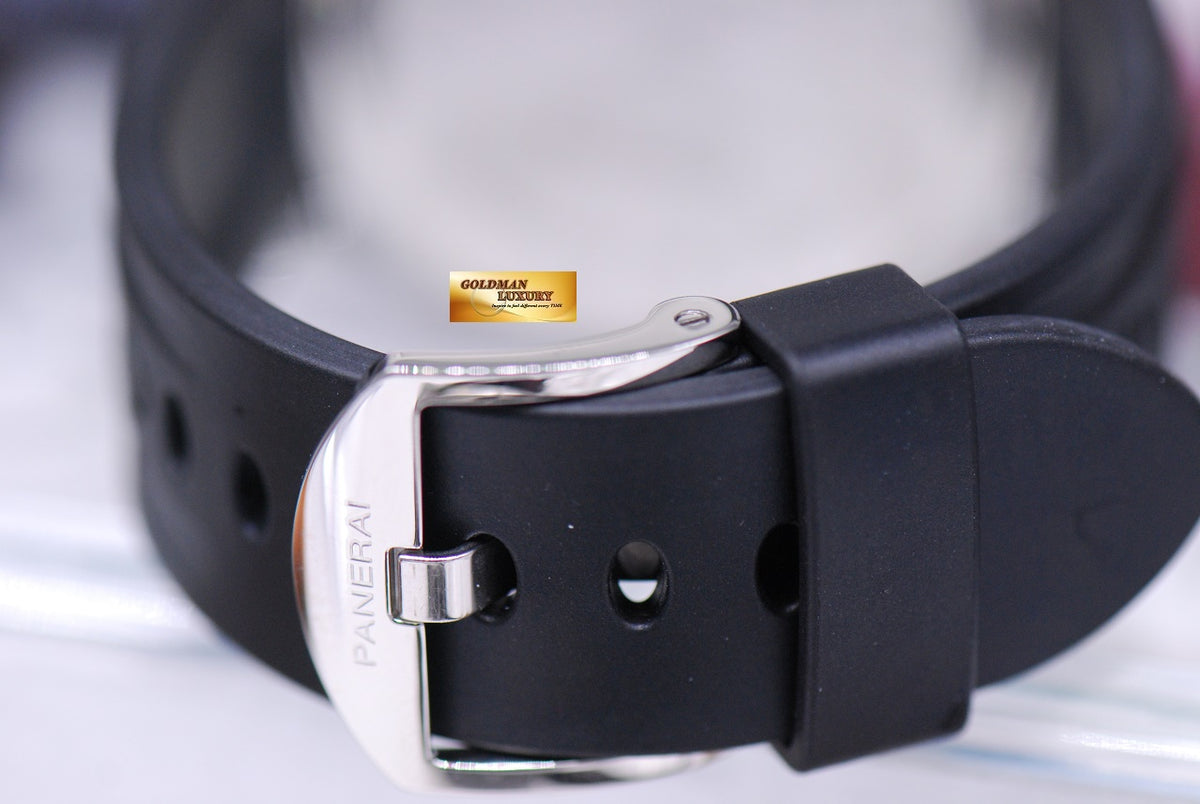 [SOLD] PANERAI LUMINOR GMT 44mm “TUXEDO DIAL” SPECIAL EDITION PAM 29 (MINT)