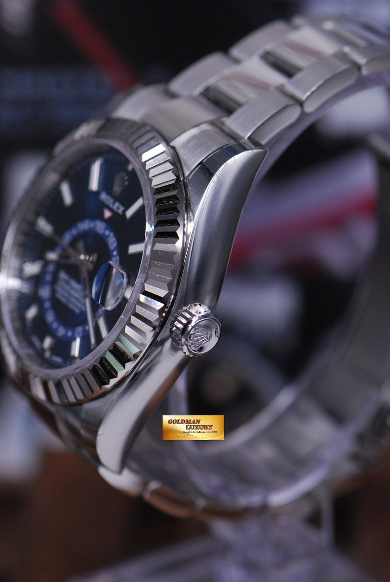 products/GML1589_-_Rolex_Oyster_Perpetual_Annual_Calendar_Skydweller_SS_Blue_326934_NEW_3.JPG