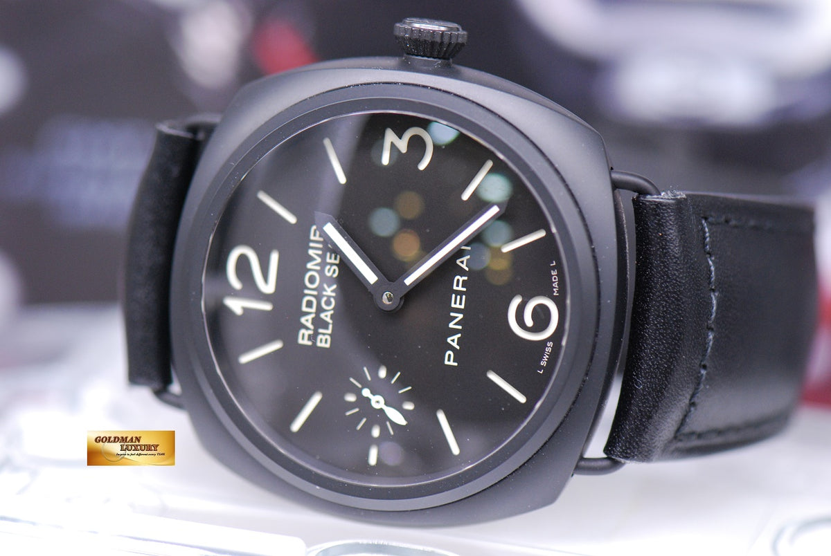 [SOLD] PANERAI RADIOMIR BLACK SEAL 45mm BLACK CERAMIC MANUAL PAM 292 (MINT)
