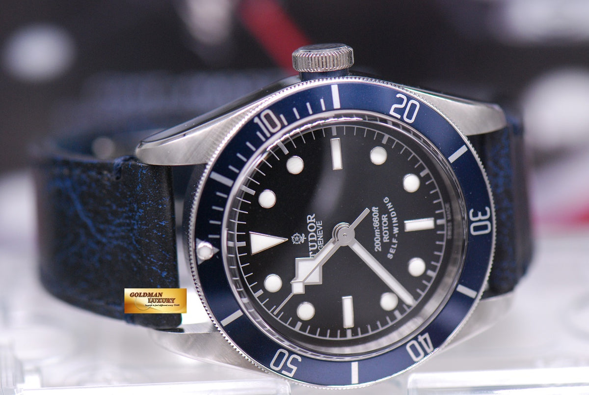 [SOLD] TUDOR BLACK BAY HERITAGE 41mm BLUE BEZEL AUTOMATIC (NEAR MINT)