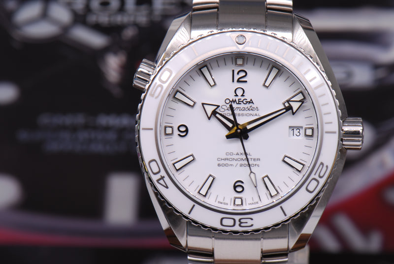 products/GML1638_-_Omega_Seamaster_Planet_Ocean_42mm_Co-Axial_White_Ceramic_MINT_-_16.JPG