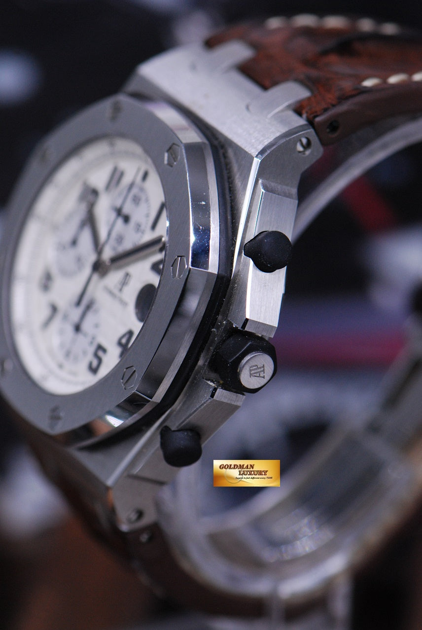 [SOLD] AUDEMARS PIGUET ROYAL OAK OFFSHORE SAFARI CHRONOGRAPH AUTOMATIC WHITE 26170ST (MINT)