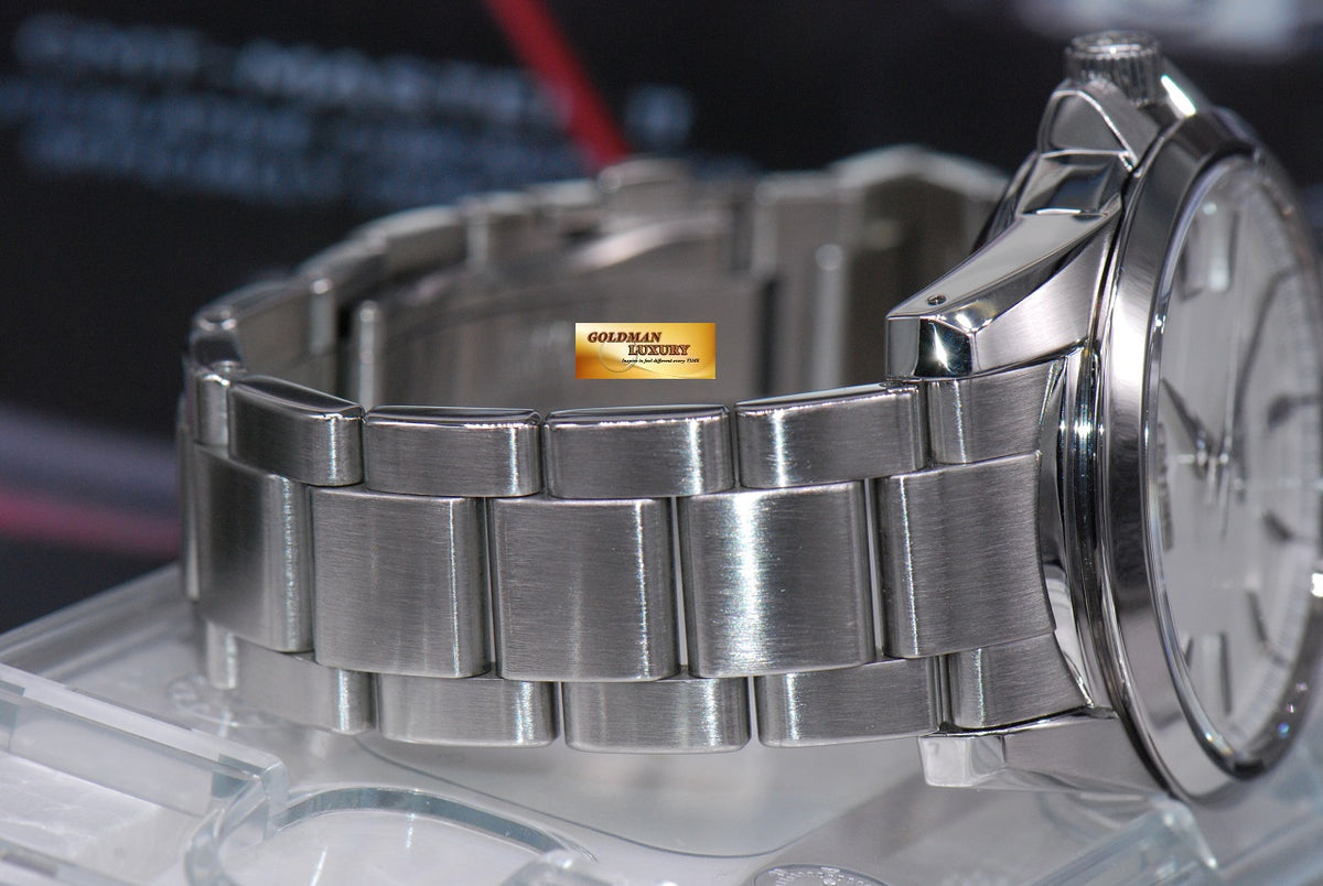 [SOLD] GRAND SEIKO STAINLESS STEEL 39mm AUTOMATIC SBGR055 (MINT)