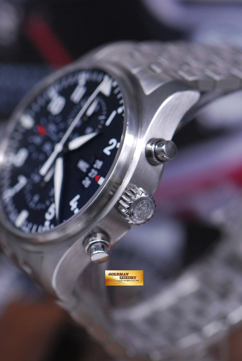 products/GML1654_-_IWC_Pilots_Chronograph_Stainless_Steel_Bracelet_IW3777_-_3.JPG