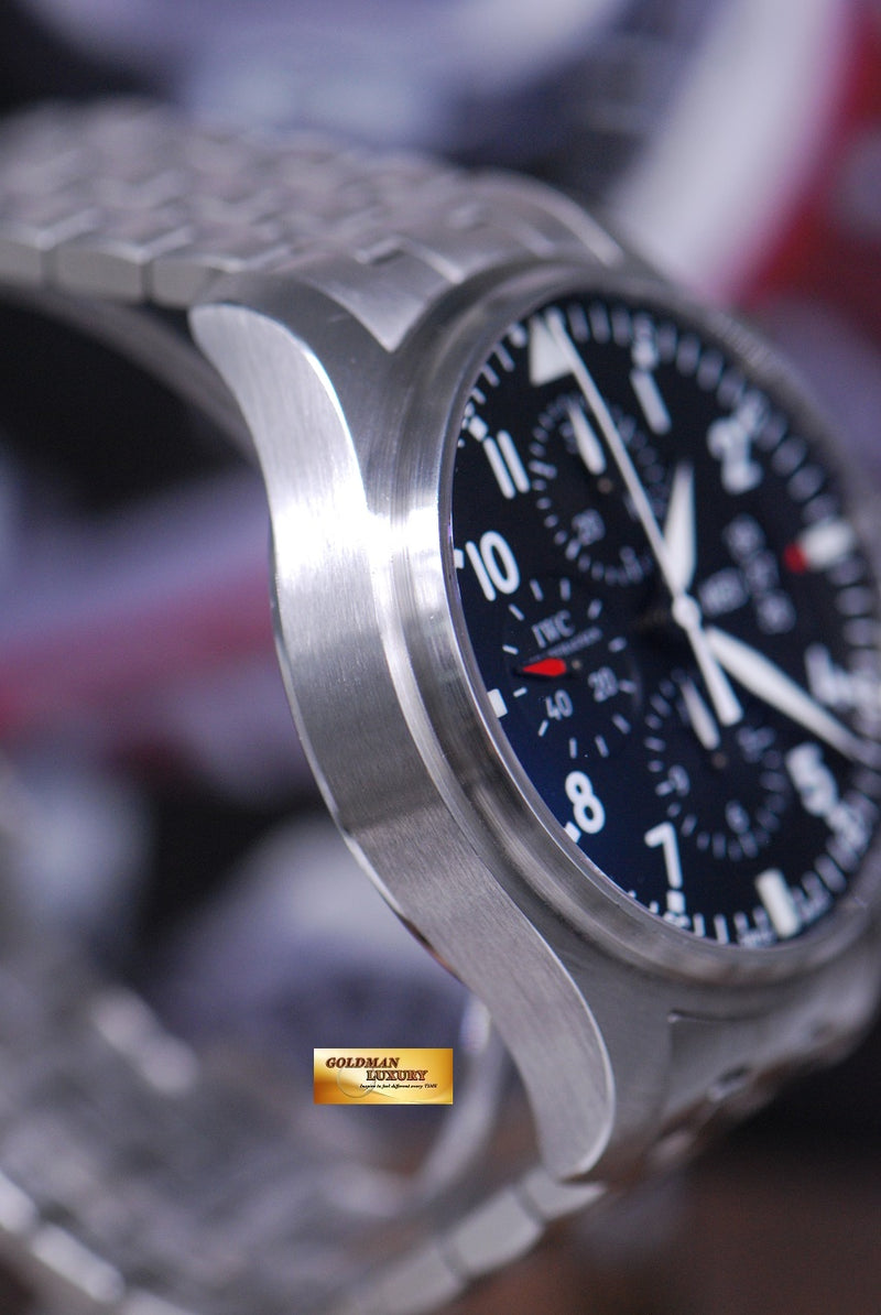 products/GML1654_-_IWC_Pilots_Chronograph_Stainless_Steel_Bracelet_IW3777_-_4.JPG