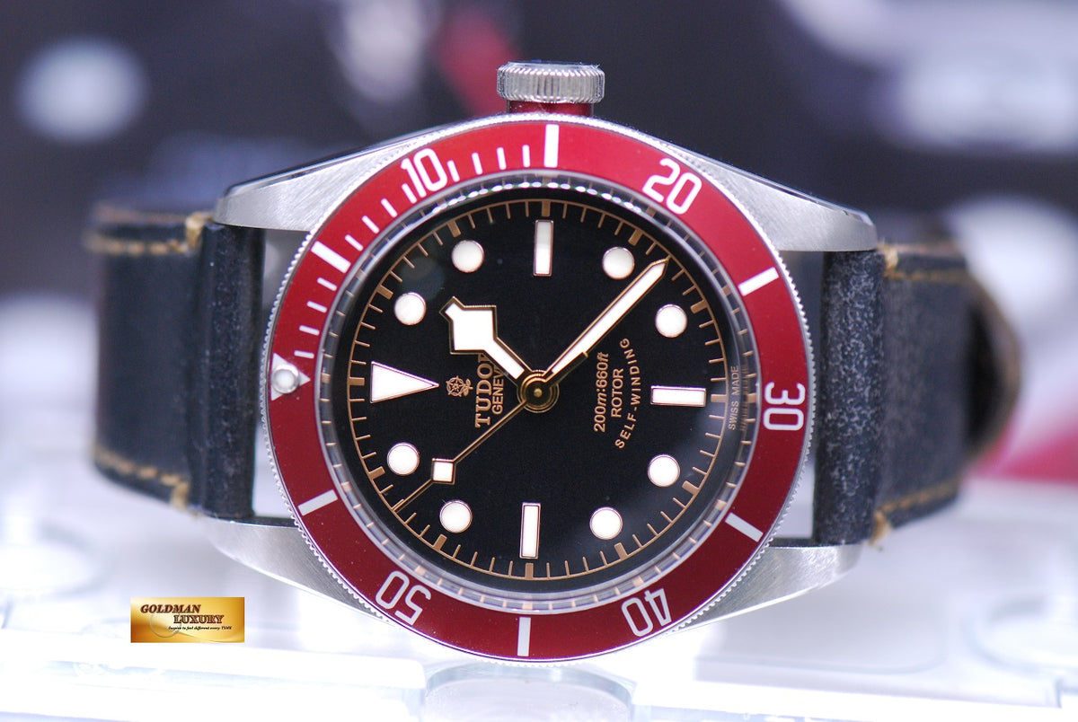 [SOLD] TUDOR BLACK BAY HERITAGE 41mm BURGUNDY BEZEL AUTOMATIC 79220 (MINT)