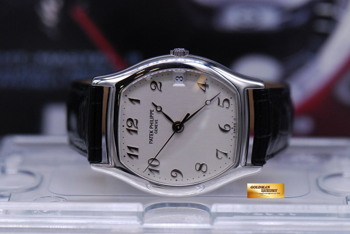 [SOLD] PATEK PHILIPPE GONDOLO TONNEAU PLATINUM AUTOMATIC 5030P (MINT)