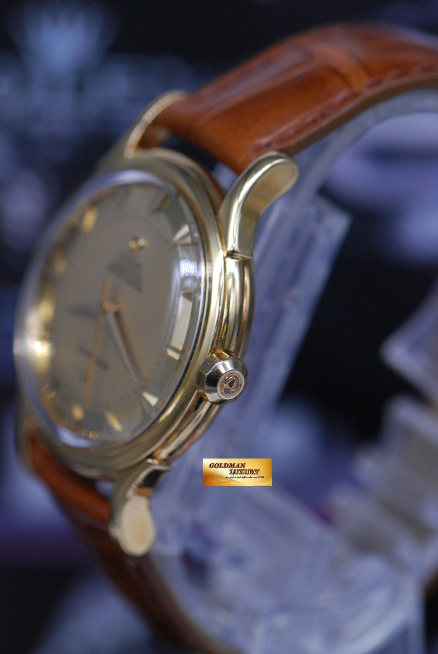 [SOLD] OMEGA CONSTELLATION DELUXE 35mm PIE PAN DIAL 18K YELLOW GOLD HAMMER AUTOMATIC (VINTAGE MINT)