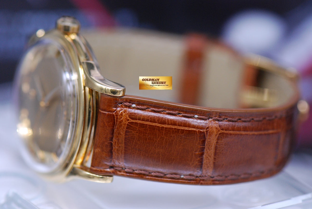 [SOLD] OMEGA CONSTELLATION DELUXE 35mm PIE PAN DIAL 18K YELLOW GOLD HAMMER AUTOMATIC (VINTAGE MINT)