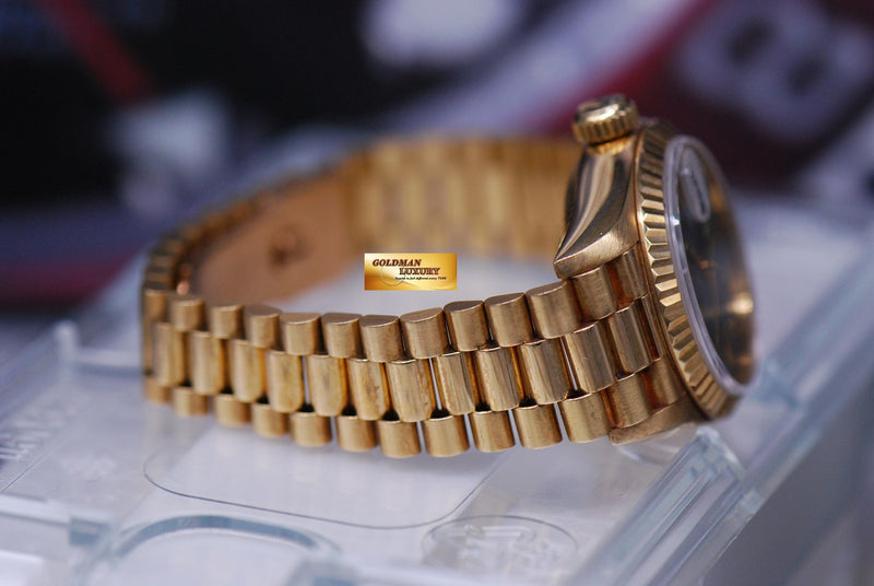 products/GML1766_-_Rolex_Oyster_Datejust_Ladies_26mm_18K_Yellow_Gold_MOP_Blue_69178_-_6.JPG
