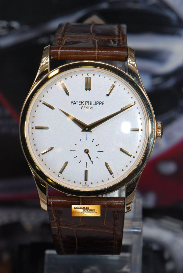 [SOLD] PATEK PHILIPPE CALATRAVA 37mm 18K YELLOW GOLD SUB-SEC DIAL MANUAL 5196J (MINT)