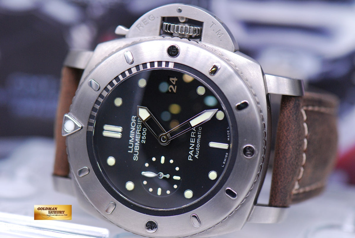 [SOLD] PANERAI LUMINOR SUBMERSIBLE 47mm TITANIUM 2500M AUTOMATIC PAM 364 (MINT)