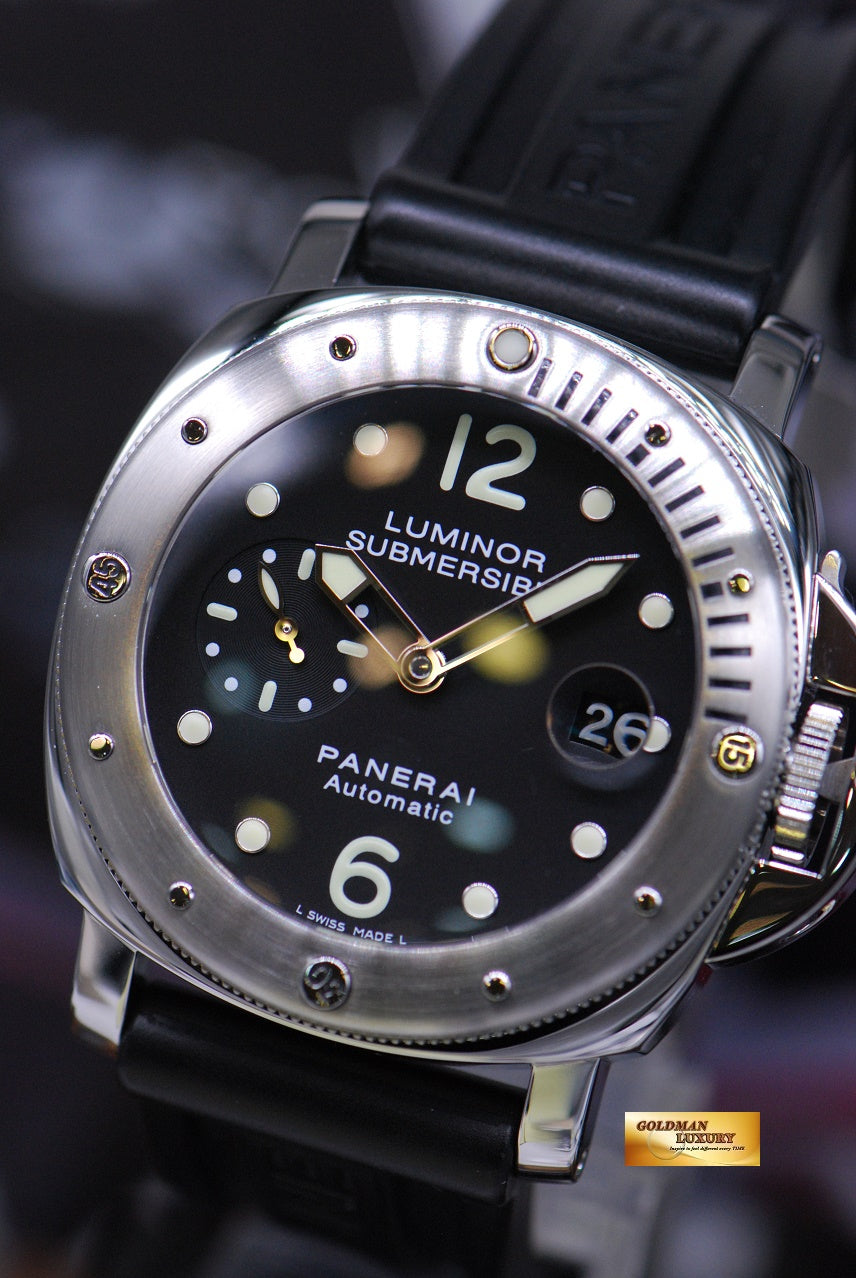 [SOLD] PANERAI LUMINOR SUBMERSIBLE 44mm STAINLESS STEEL AUTOMATIC PAM 24 (MINT)