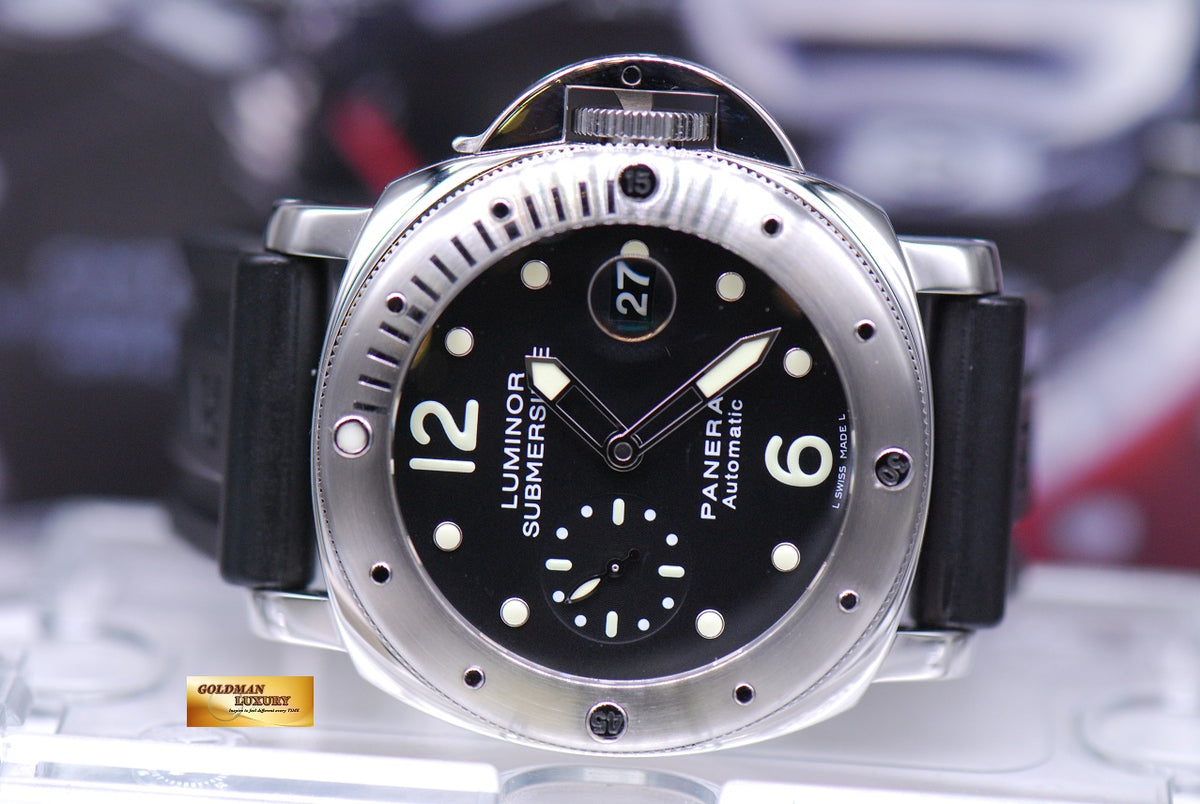 [SOLD] PANERAI LUMINOR SUBMERSIBLE 44mm STAINLESS STEEL AUTOMATIC PAM 24 (MINT)