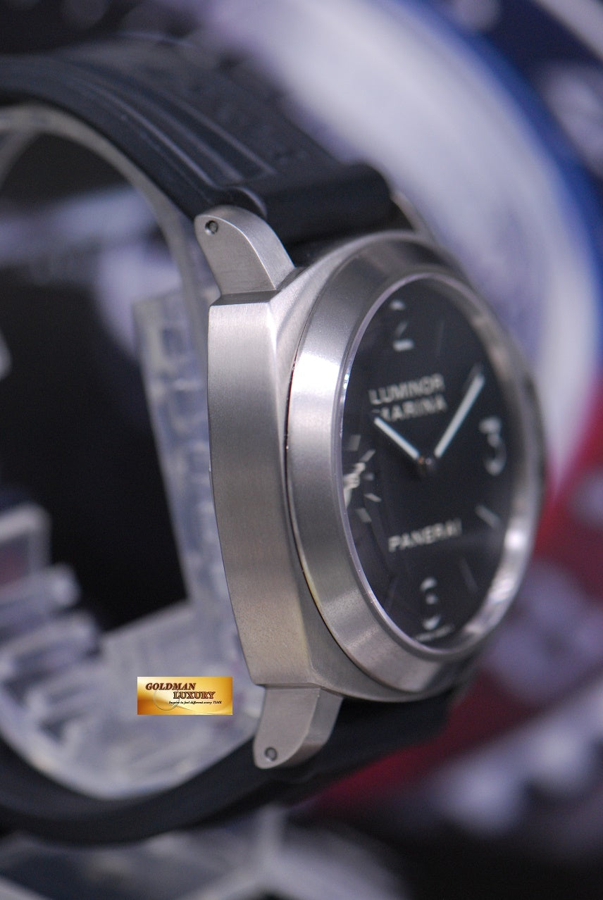 [SOLD] PANERAI LUMINOR MARINA 44mm TITANIUM MANUAL WINDING PAM 177 (MINT)