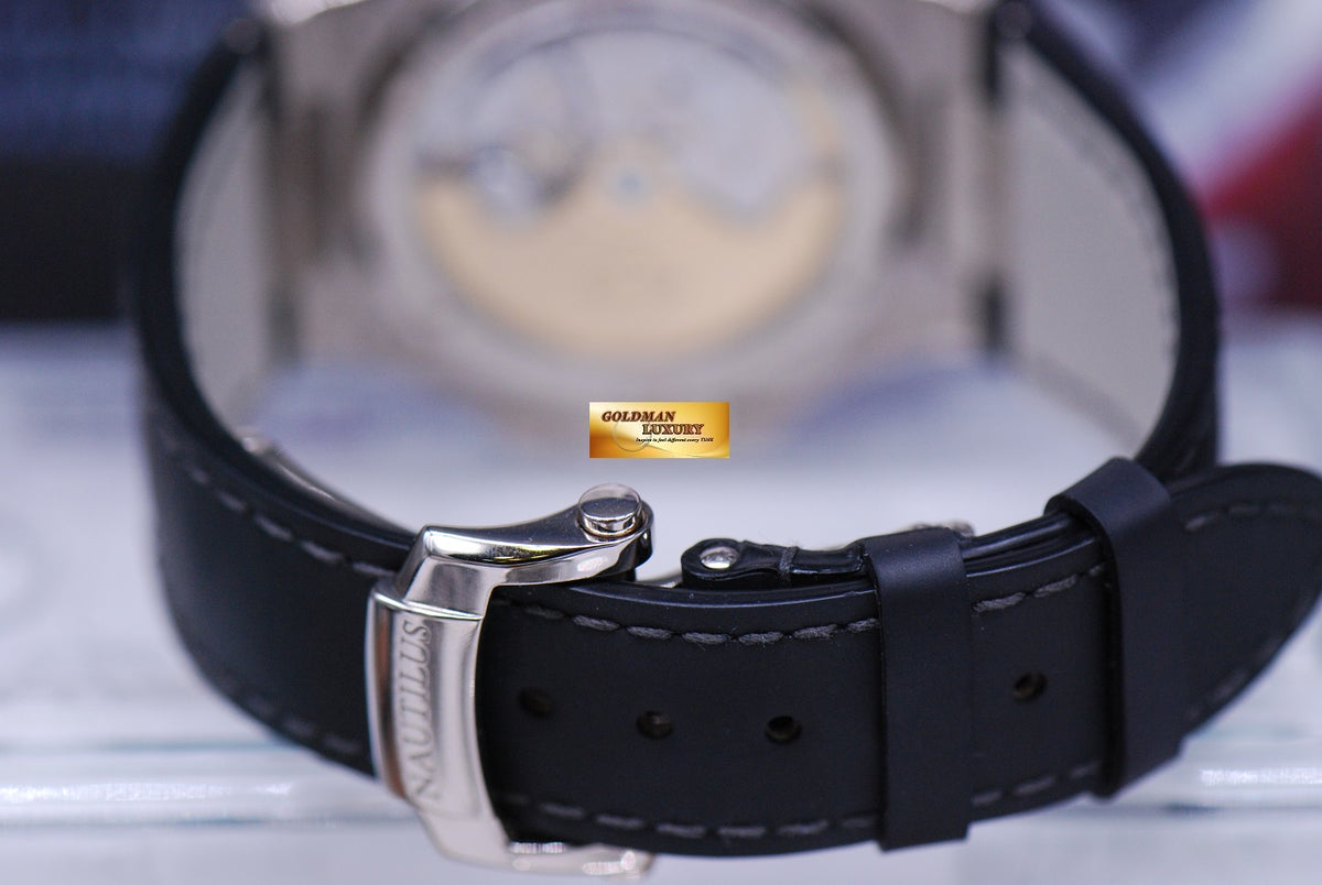 [SOLD] PATEK PHILIPPE NAUTILUS 18K WHITE GOLD AUTOMATIC LEATHER STRAP 5711G (MINT)