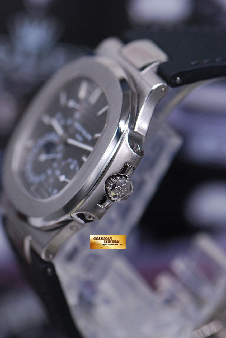 [SOLD] PATEK PHILIPPE NAUTILUS MOONPHASE POWER RESERVE 18K WHITE GOLD AUTOMATIC LEATHER STRAP 5712G (MINT)