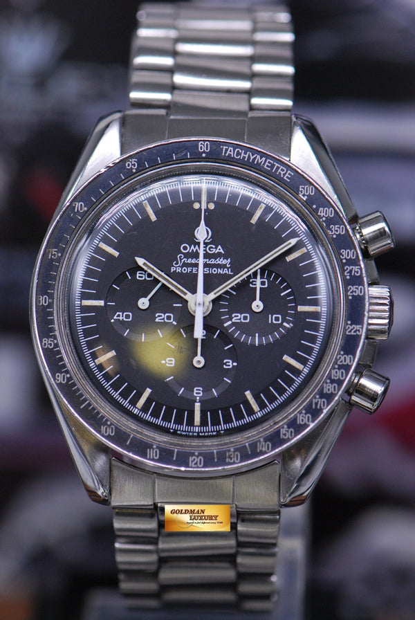 [SOLD] OMEGA SPEEDMASTER CHRONOGRAPH MOON WATCH C.861 MANUAL (VINTAGE NEAR MINT)