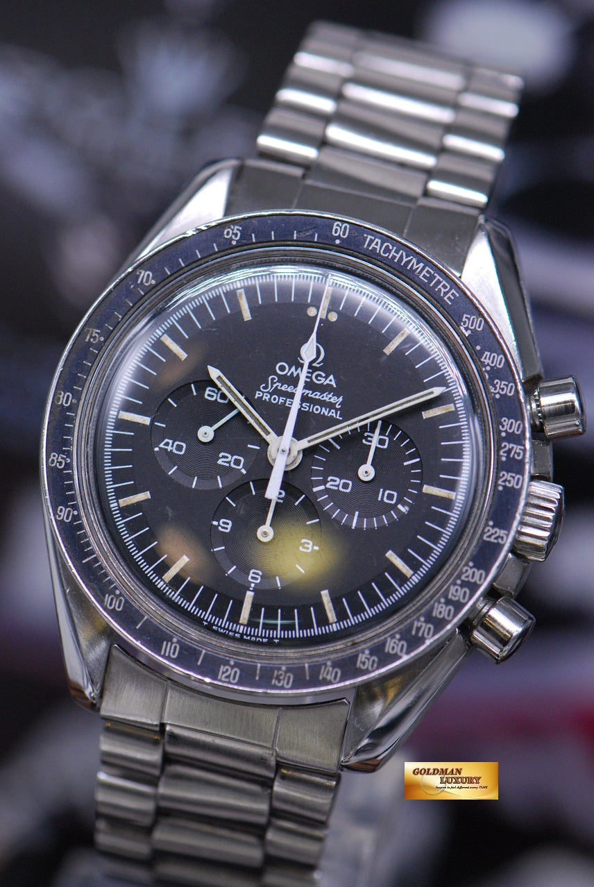 [SOLD] OMEGA SPEEDMASTER CHRONOGRAPH MOON WATCH C.861 MANUAL (VINTAGE NEAR MINT)