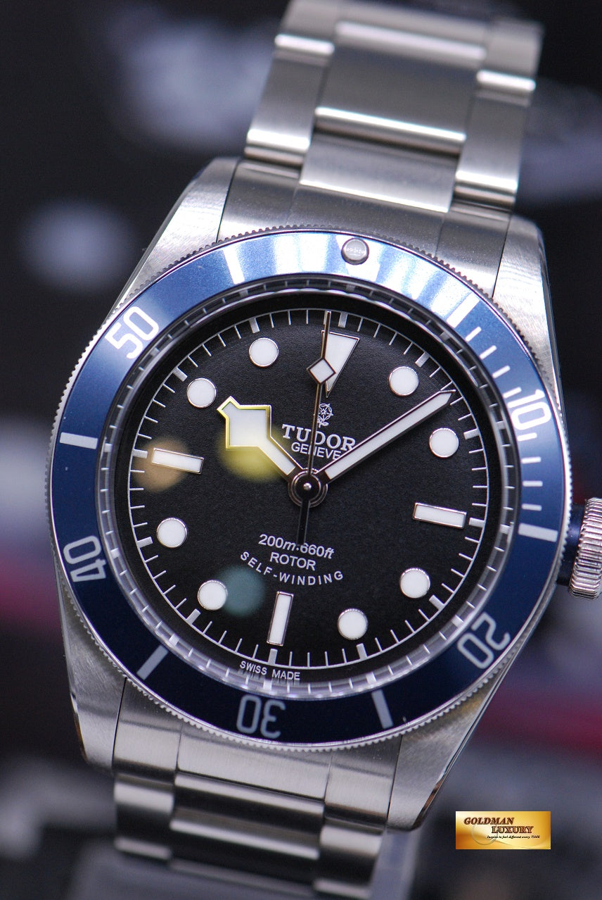 [SOLD] TUDOR HERITAGE BLACK BAY BLUE BEZEL AUTOMATIC 79220B (ROSE LOGO) (MINT)