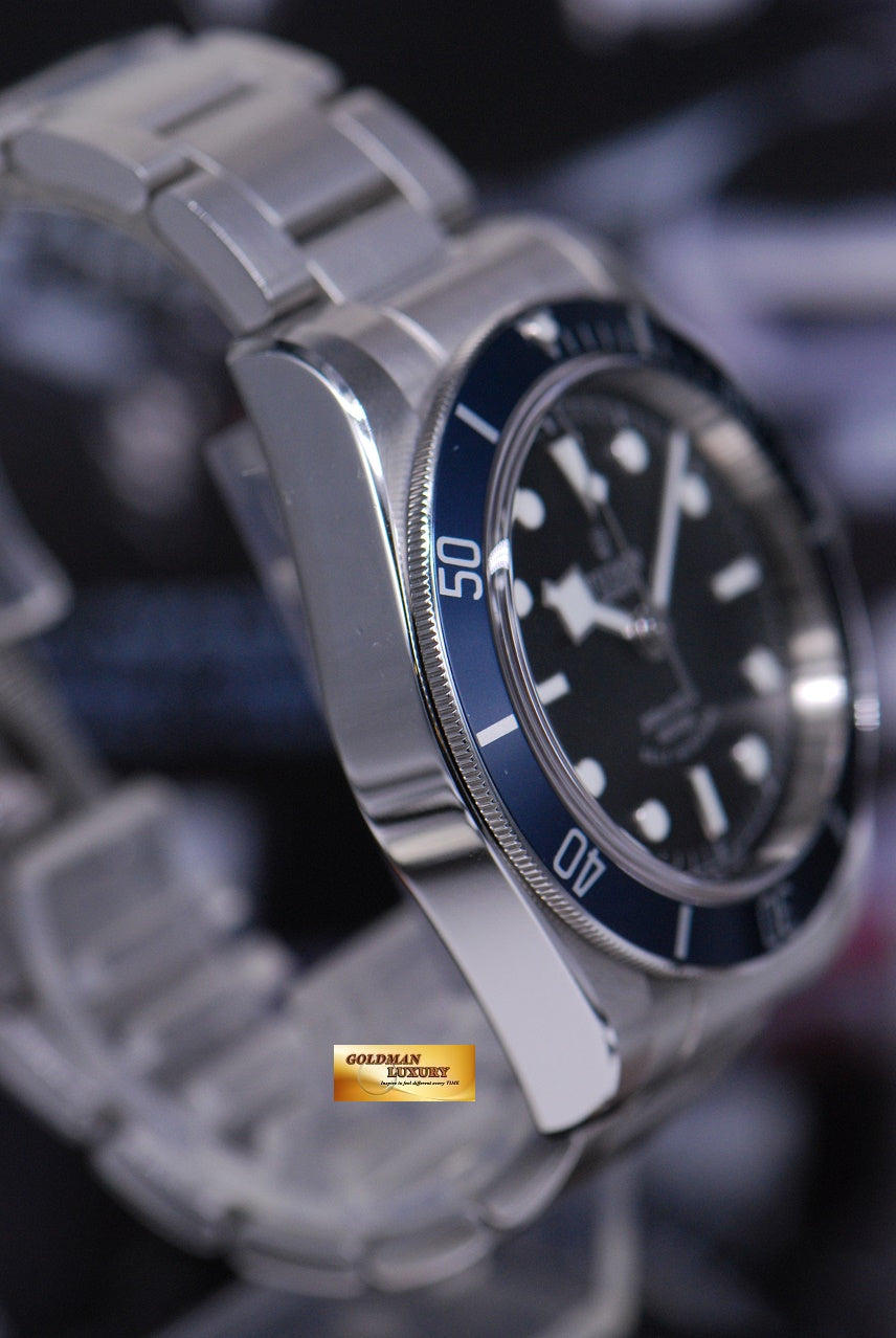 [SOLD] TUDOR HERITAGE BLACK BAY BLUE BEZEL AUTOMATIC 79220B (ROSE LOGO) (MINT)