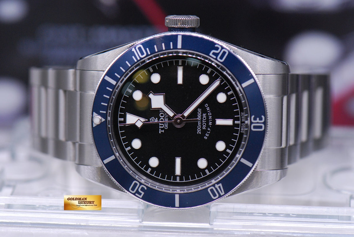 [SOLD] TUDOR HERITAGE BLACK BAY BLUE BEZEL AUTOMATIC 79220B (ROSE LOGO) (MINT)